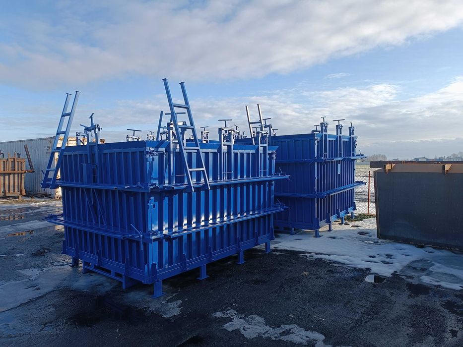 Forma stalowa samowibracyjna