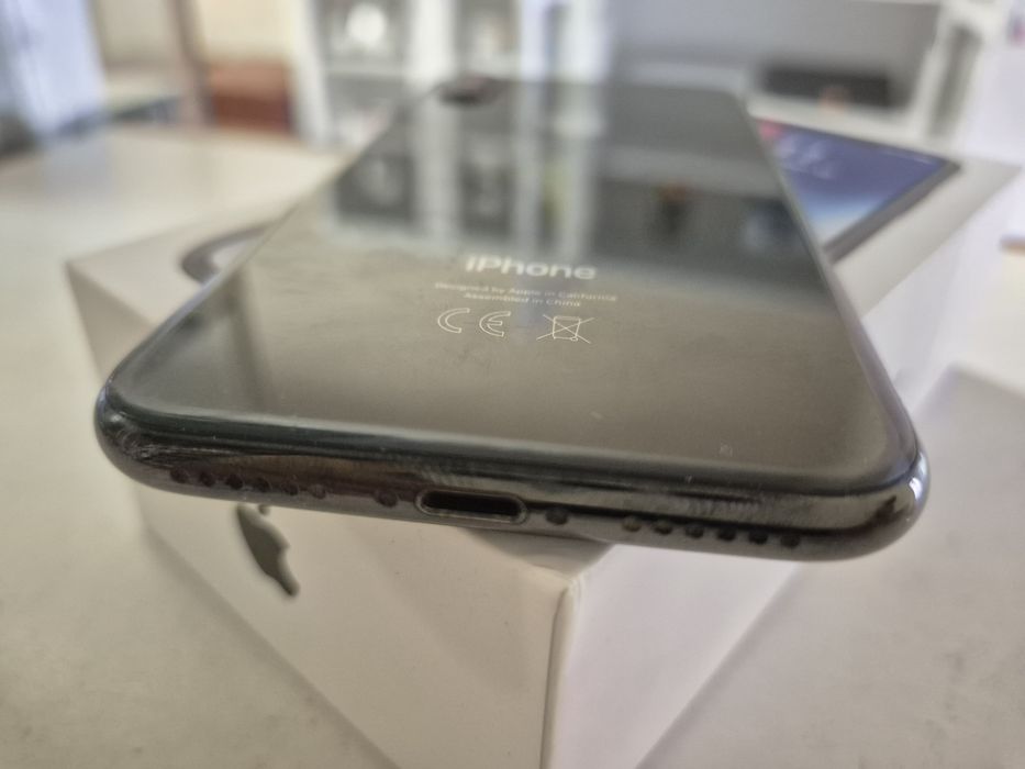 iPhone X 64GB ładny 100% sprawny Gwarancja od firmy