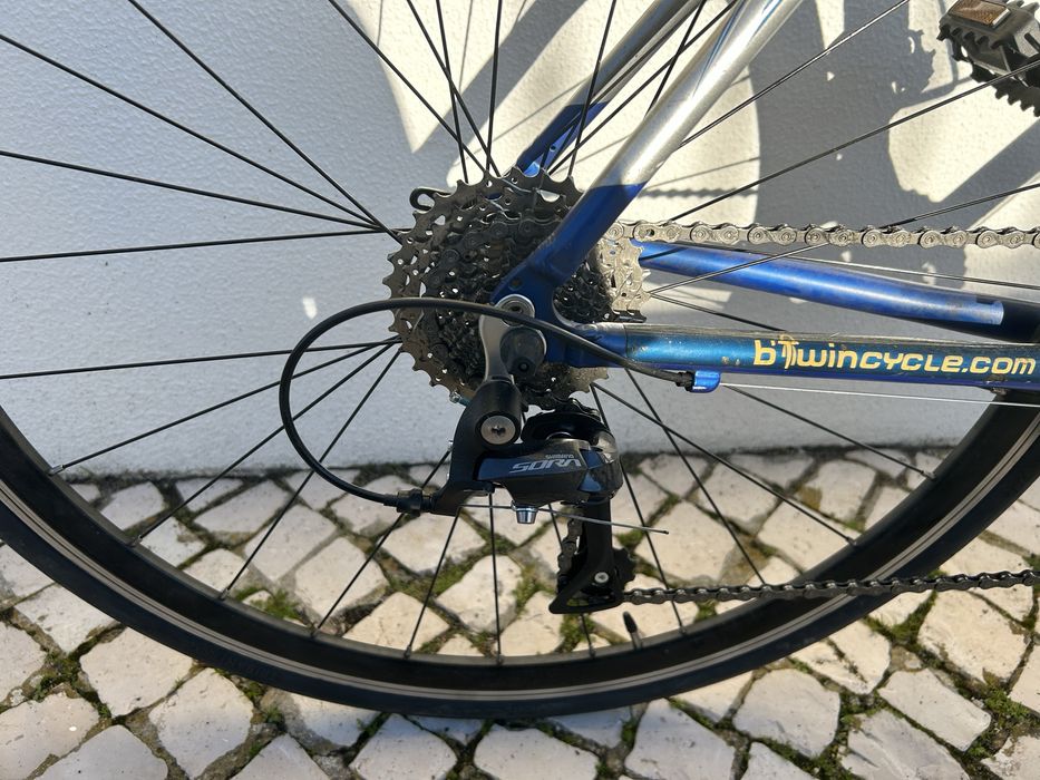 Bicicleta estrada decathlon