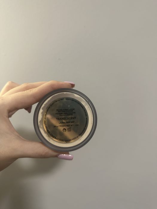 Laura Mercier puder