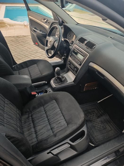 Skoda Octavia — fotografia 5