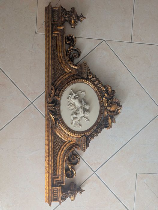 Moldura decorativa
