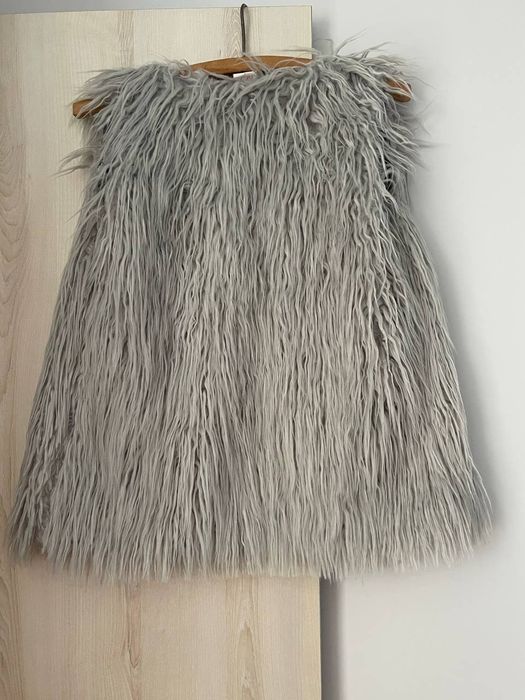 Жилетка зі штучного хутра