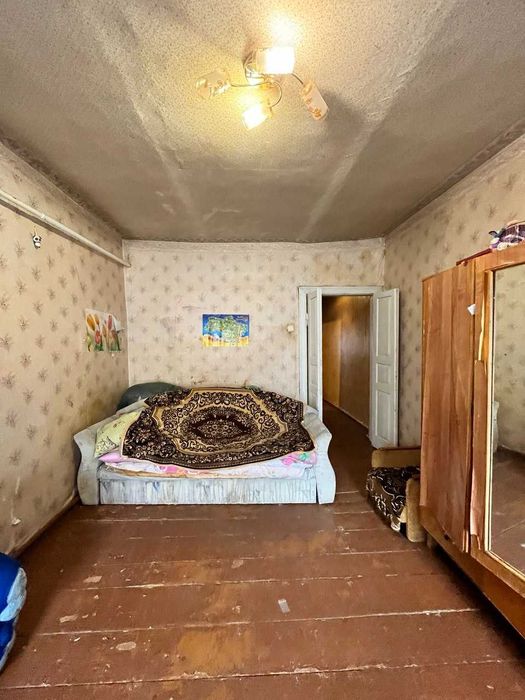 Продам 2-кімнатну квартиру в центрі Кобеляк, вул. Шевченка