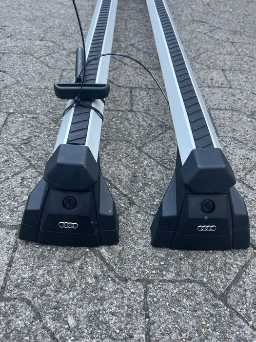 Поперечини перемички багажник на дах рейлінги Thule Wingbar