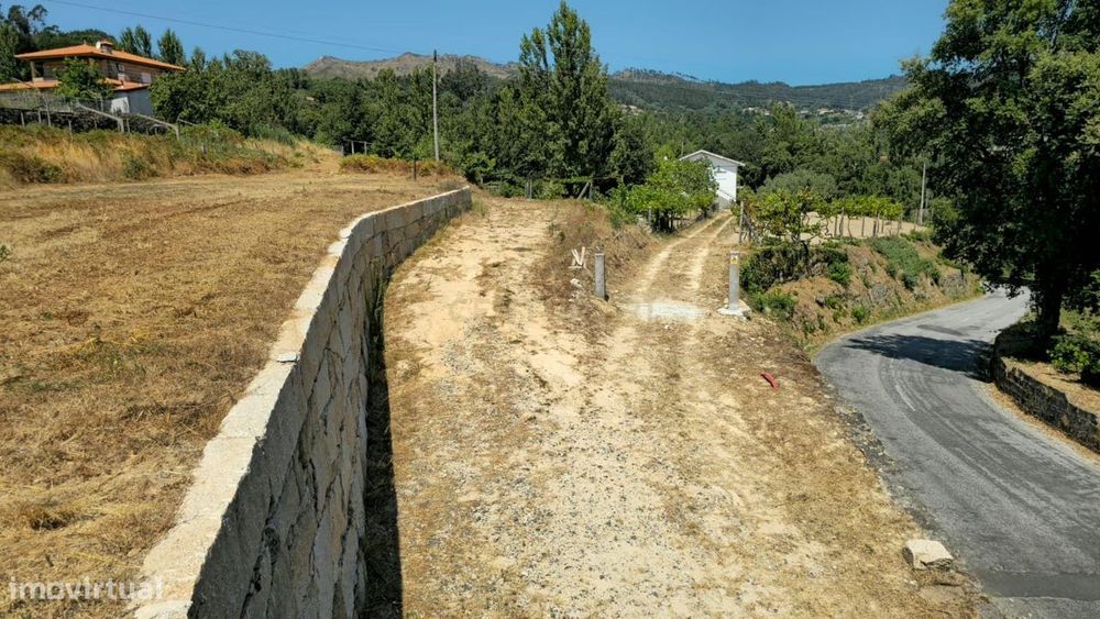 Terreno com viabilidade de construção em Sande, Marco de Canaveses