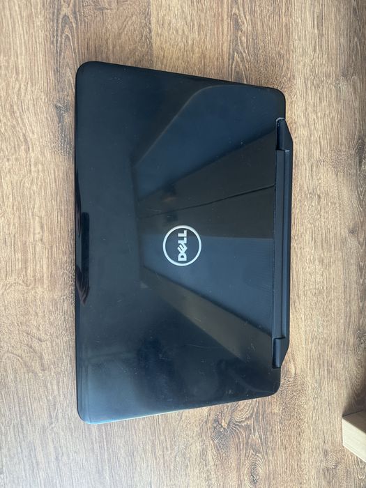 Dell inspiron N5040 Intel P6200 ram 2gb, hdd 320 gb