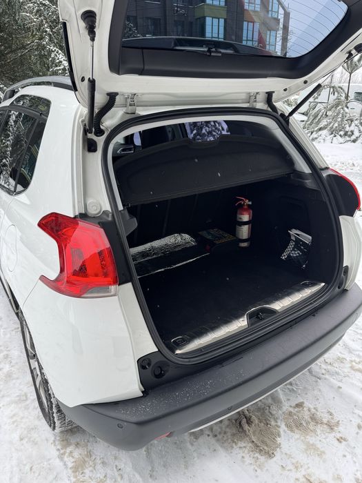 Peugeout 2008 дизель