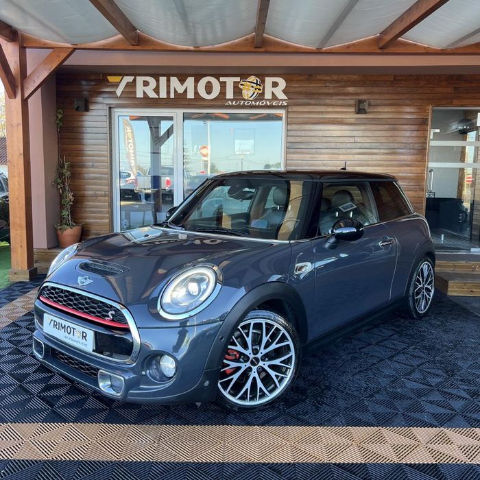 MINI John Cooper Works SD64706212396291121