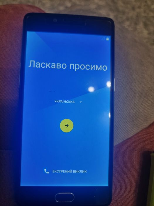 Телефон DOOGEE  бу