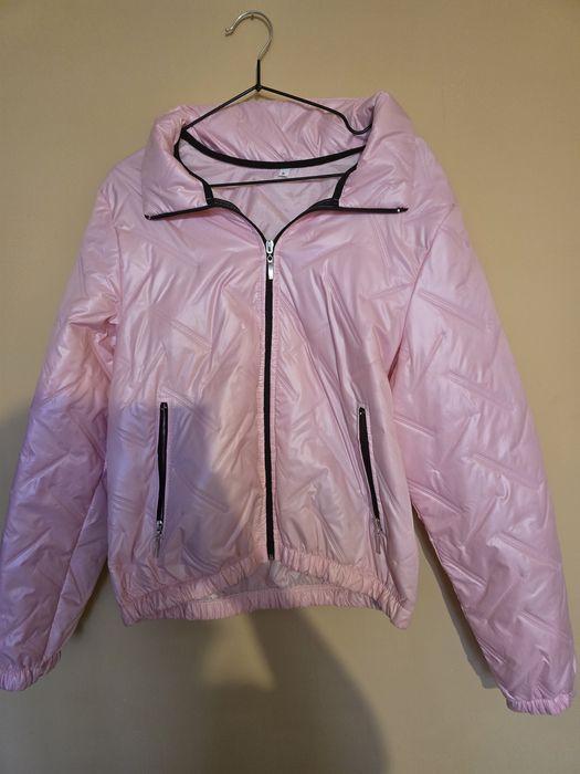 Sprzedam nową  kurtkę  wiosenną