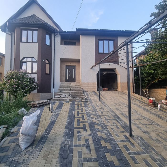 Укладка бруківки