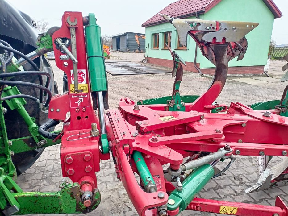Pług kverneland eg100 Vario