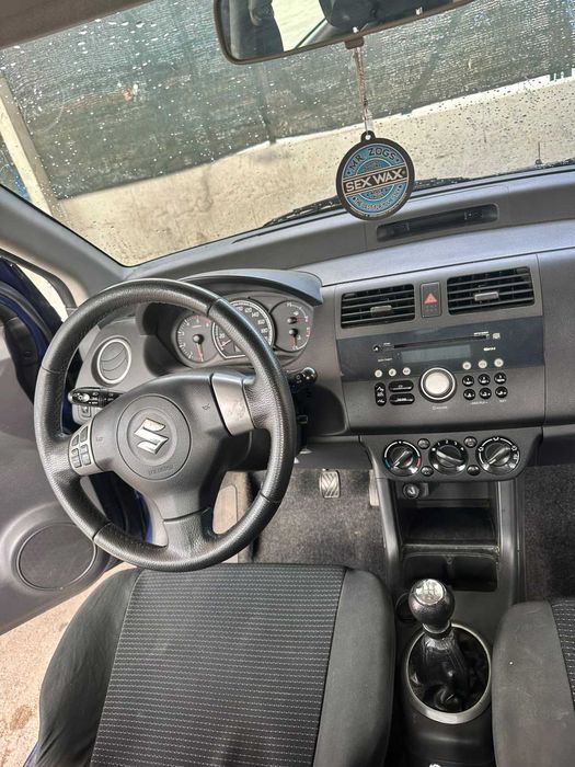 Carro SUZUKI 2009 Swift