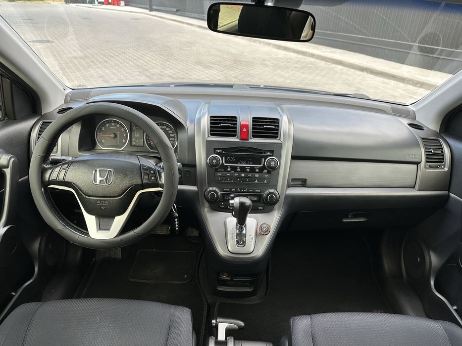 Продам Honda CR-V 2008