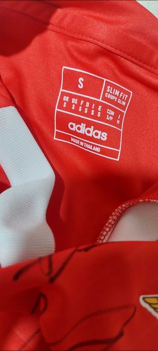 T-shirt Benfica Autografada