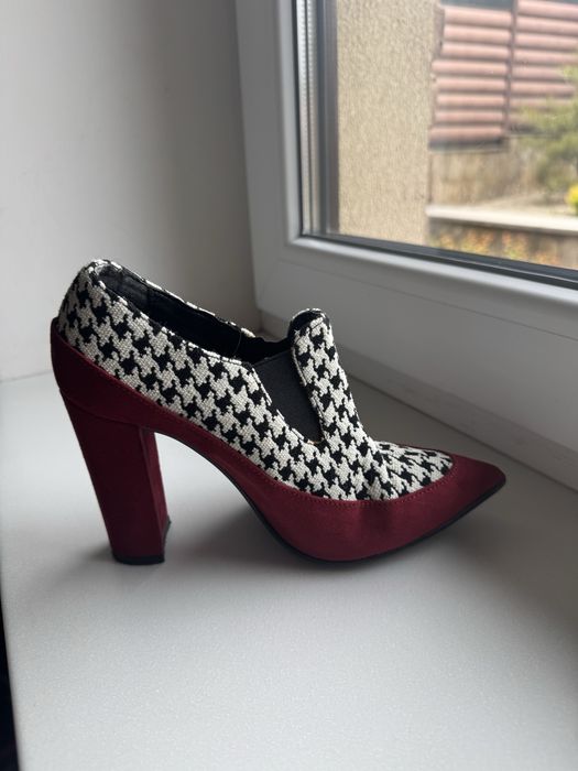 Ботільони 36 розмір