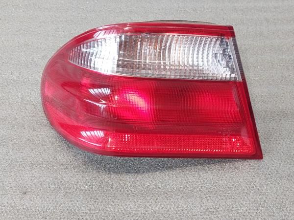 Farolim esquerdo MERCEDES-BENZ Classe E (W210)