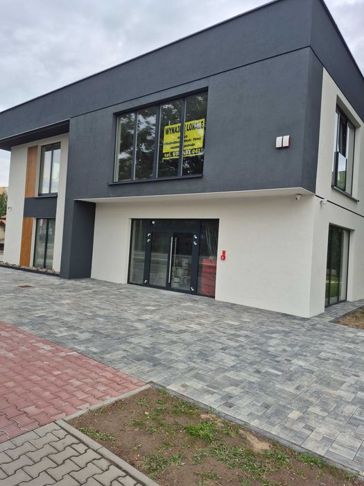 Atrakcyjny lokal 70m2 w nowym budynku usługowym