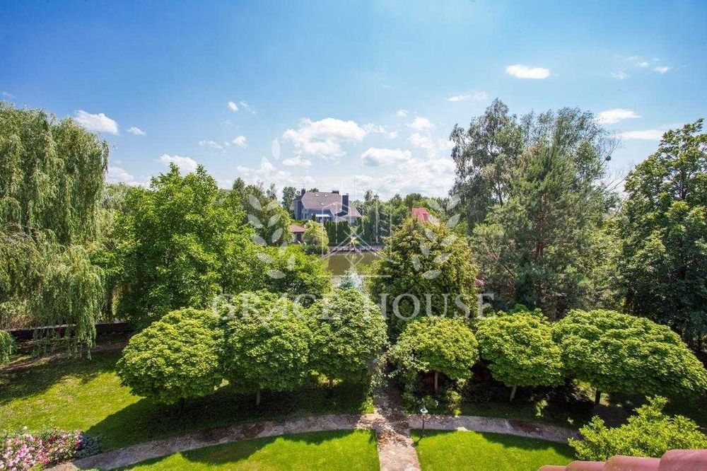 Продажа дома у воды Конча-Заспа Козин 30 соток Золотые Ворота