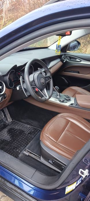 Alfa Romeo Stelvio 2.0