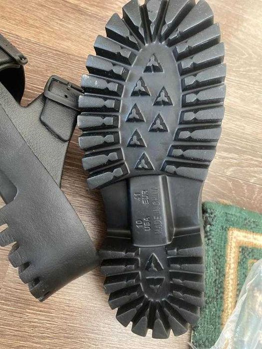 Шльопанці, силіконові