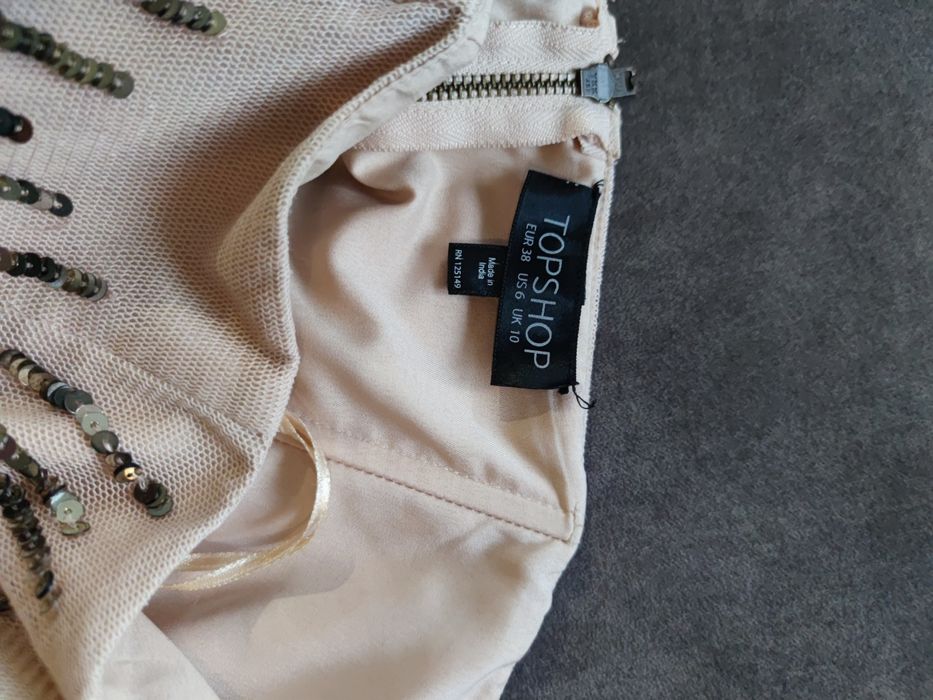 Sukienka  z cekinami Topshop