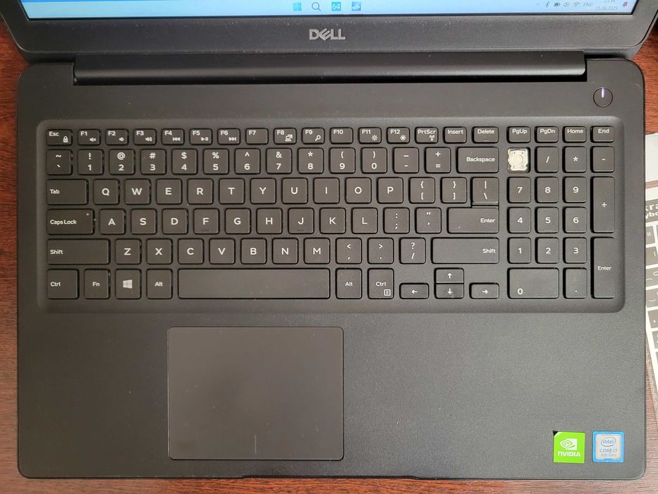 Dell Latitude 3500 15.6" FHD GeForce MX130 i7-8565U 8/256GB m.2 NVMe