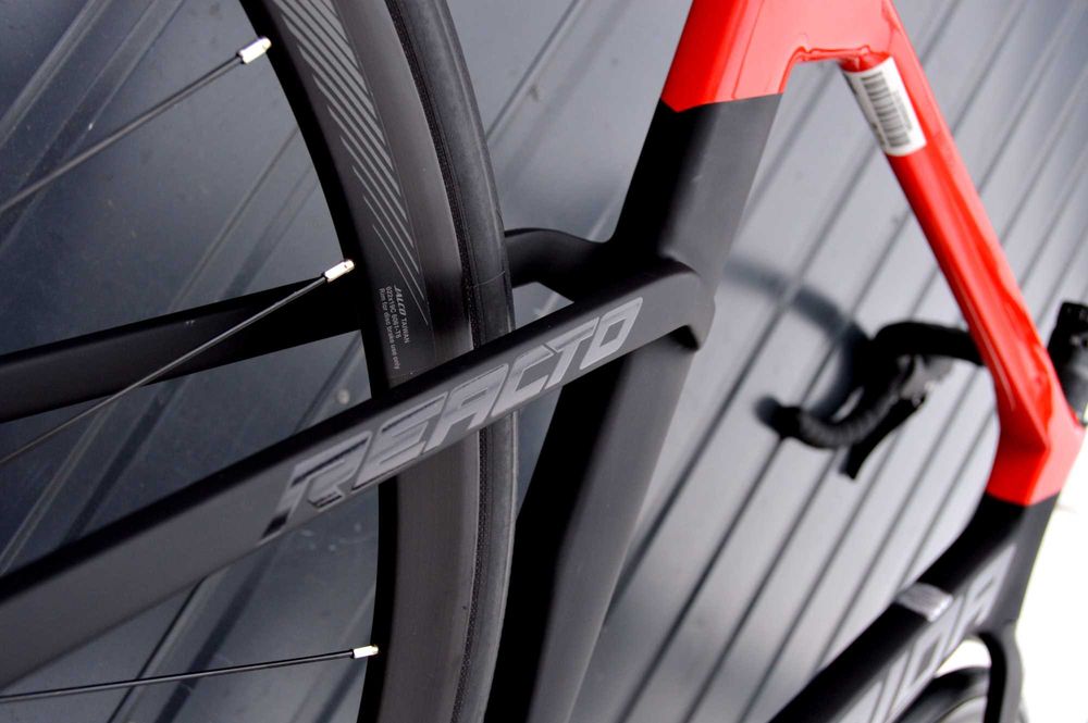 VAT23 aero mała szosa MERIDA REACTO 4000 DISC 105 R7000 stożki XS RATY