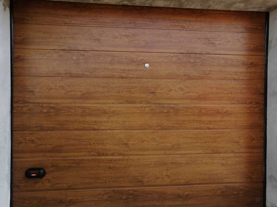 Підйомні ворота. Секционные ворота