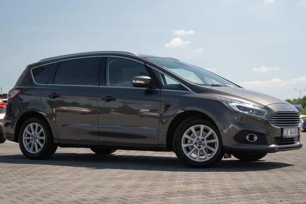 Ford S-Max