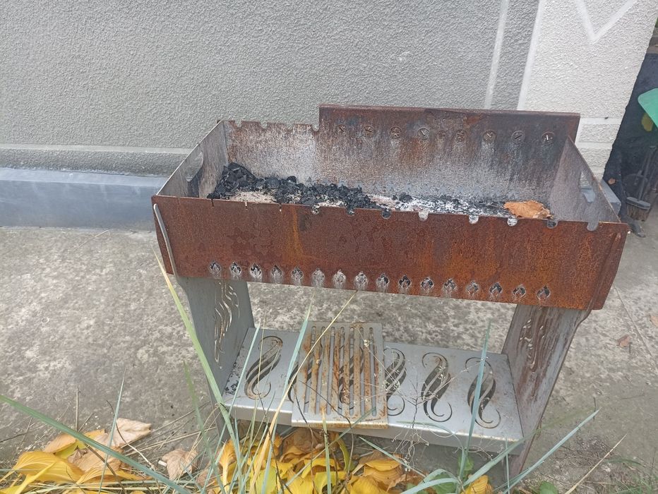 Терміново. Мангал з електромоторчиком