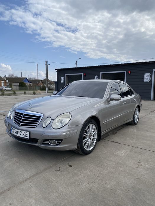 Продам w211 3.0  бензин