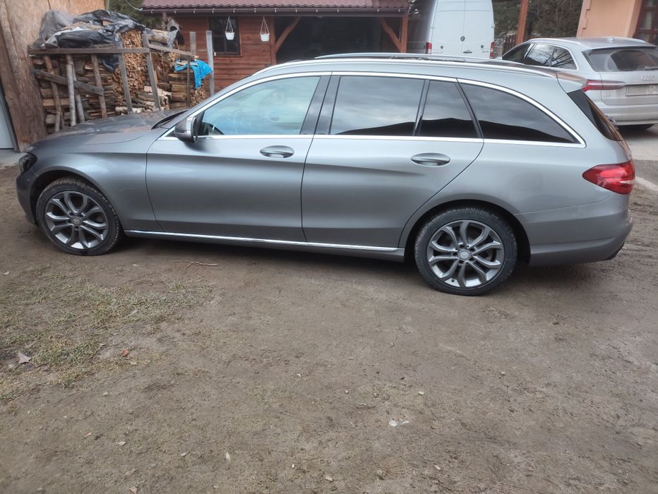Sprzedam Mercedesa C200
