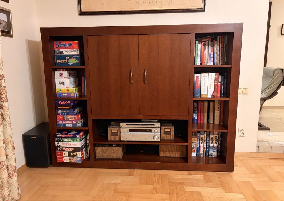 Drewniana komoda szafka RTV biblioteczka na książki regał