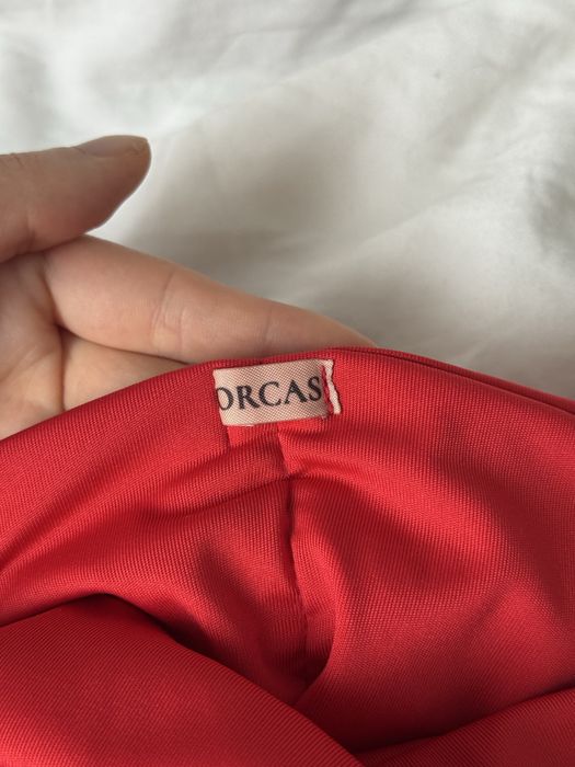 Червона кофта боді з відкритими плечима