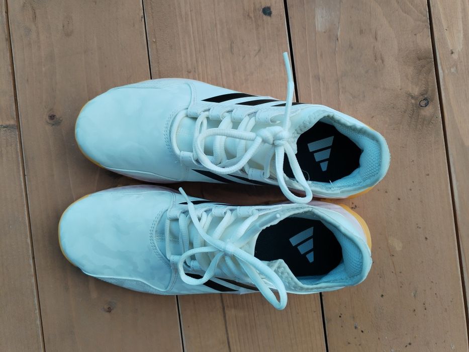 Кросівки adidas унісекс