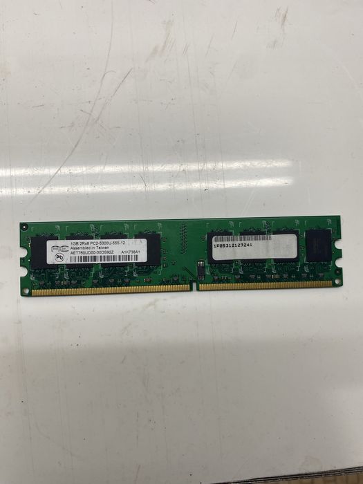 Memorias 1 e 2 Gb64740526010243123