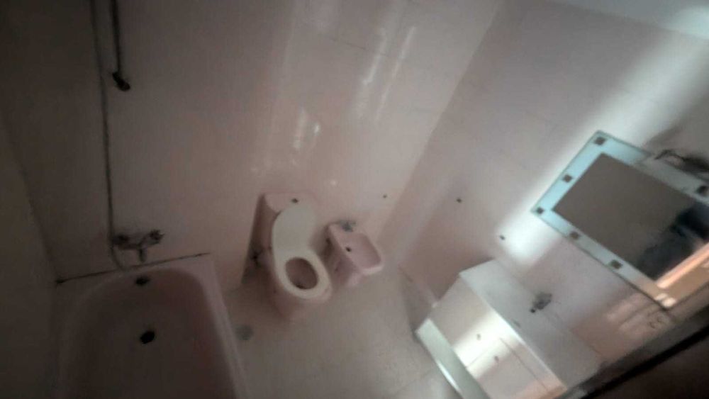 T2 com Arrecadação no Carregado – Excelente Localização