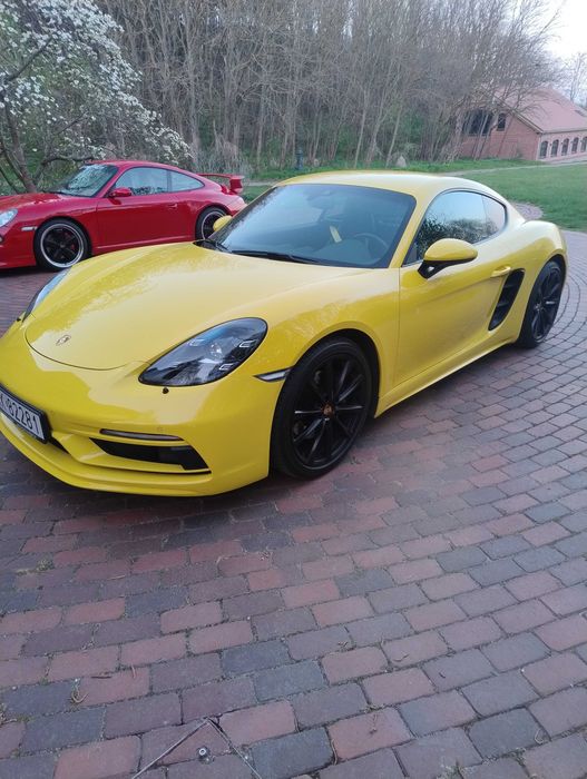 Porsche Cayman , salon Polska .