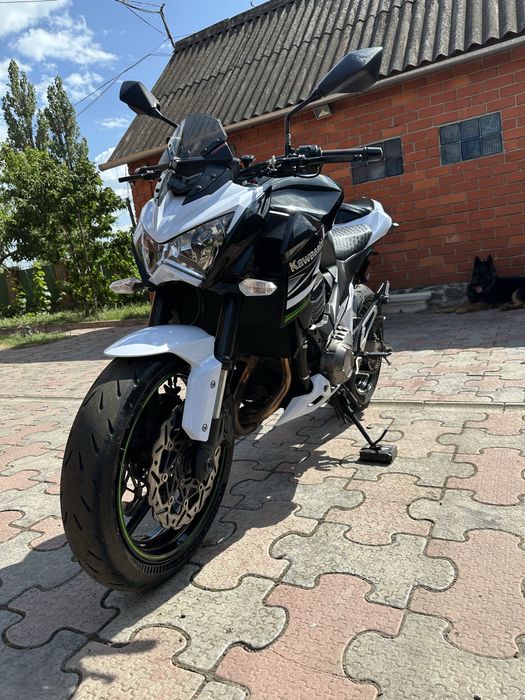 Kawasaki z800 офіціал