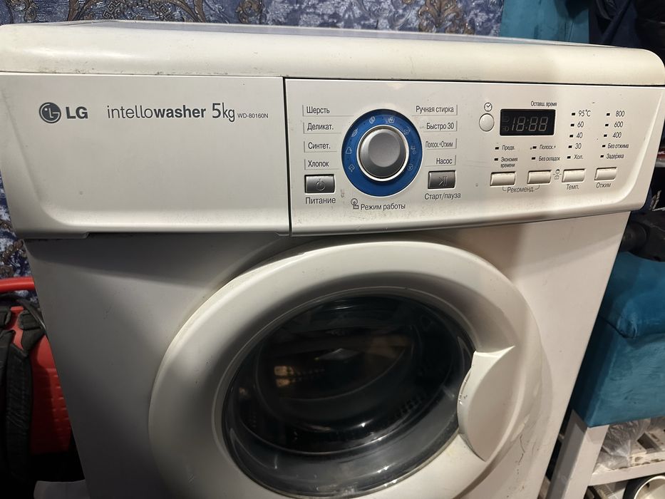 Пральна машина LG WD-80160NUP на 5кг