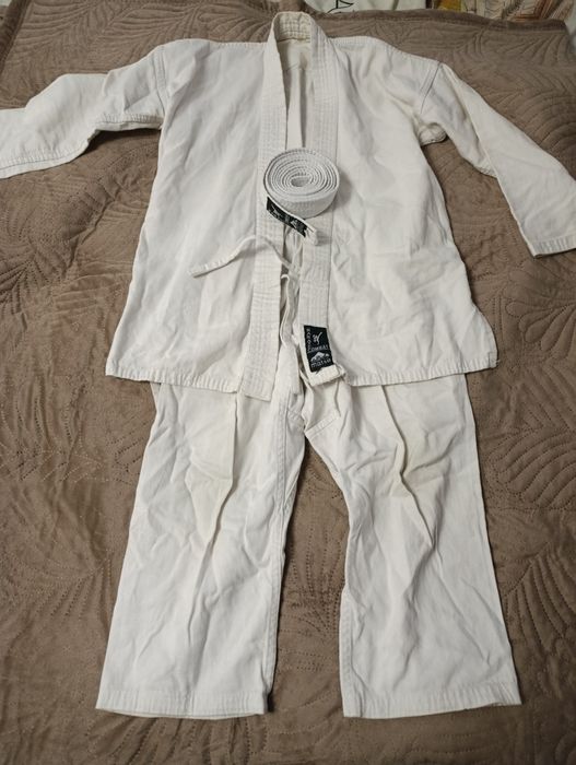 Дитяче кімоно для карате