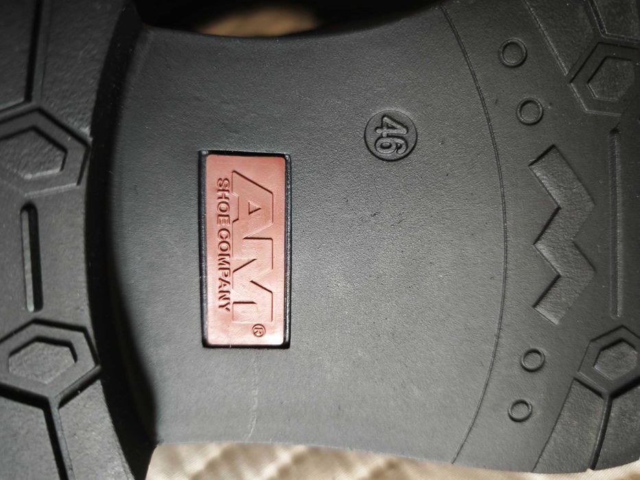 Buty wizytowe nowe czarne.