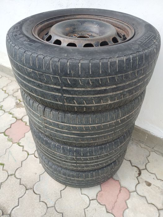 Колеса ауді, фольксваген. 215/65R16