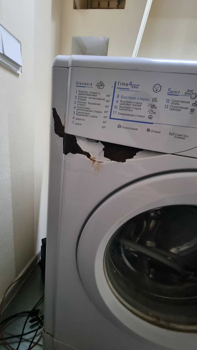 Пральна машина Indesit