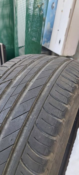 2 Pneus semi novos
