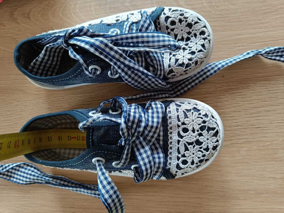 Trampki, klapki crocs, rozmiar 26