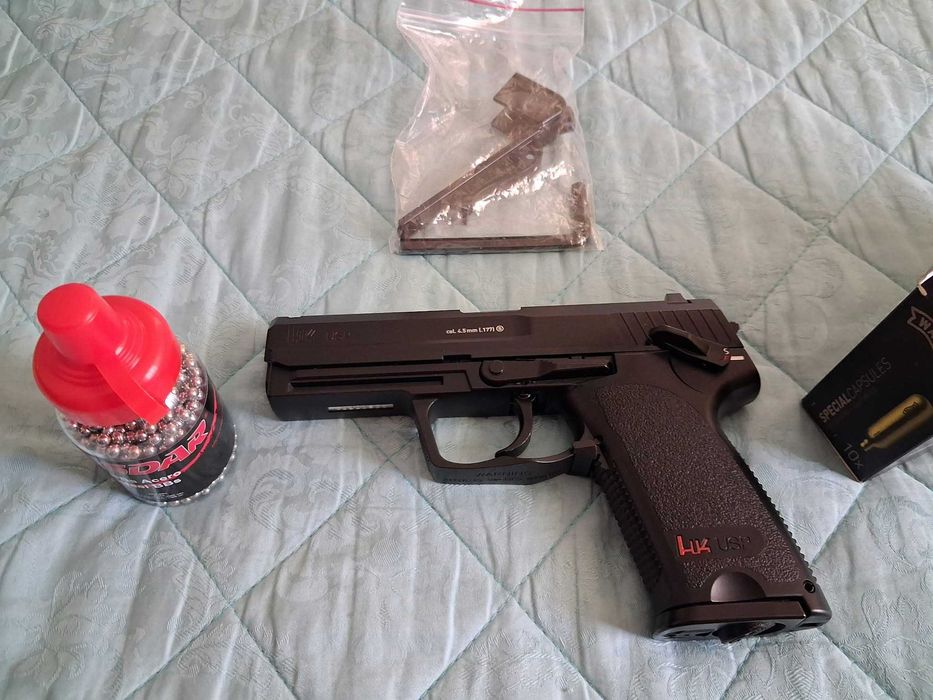 Pistola CO2 HK USP (Umarex) Como Nova + Extras