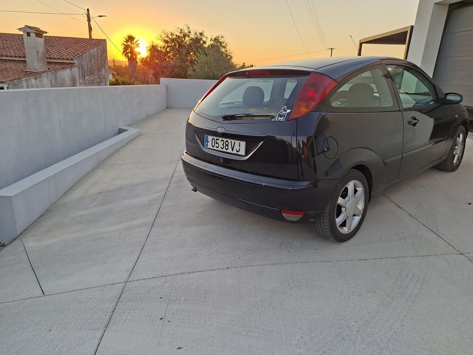 Ford Focus 1.8 tddi  90cv — photo 4